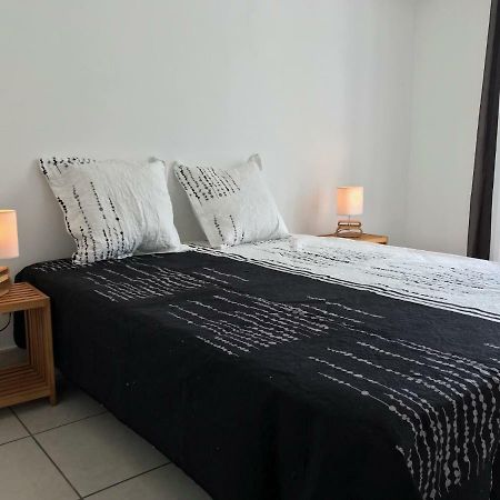 Meuble Homard Avec Jacuzzi Et Vue Mer سان جيل لي بان المظهر الخارجي الصورة