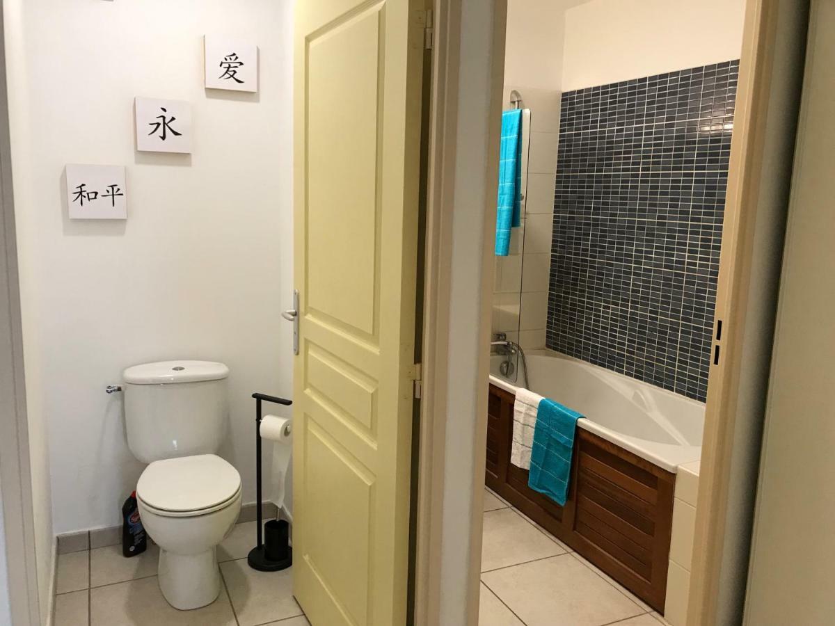 Meuble Homard Avec Jacuzzi Et Vue Mer سان جيل لي بان المظهر الخارجي الصورة